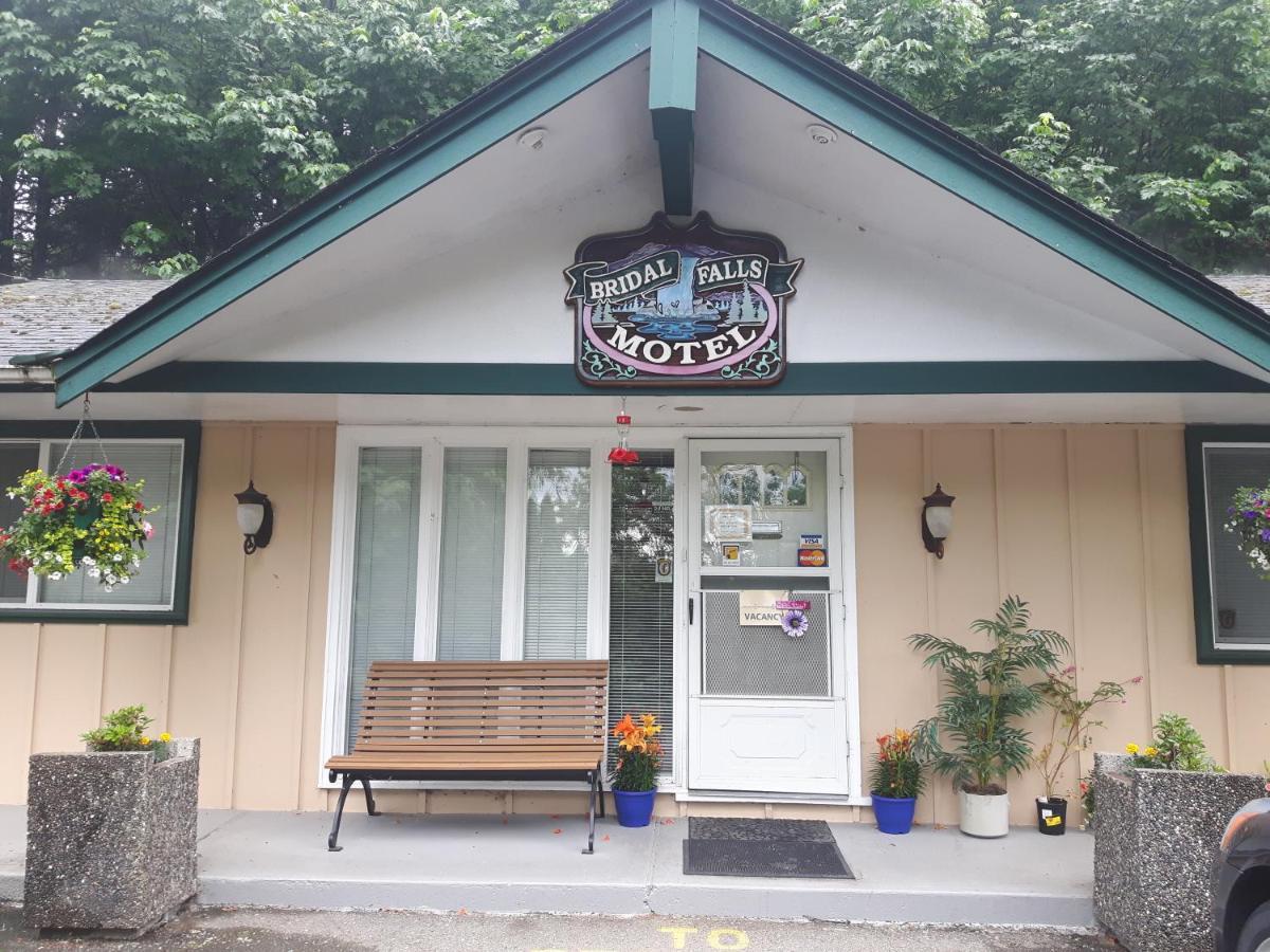 BRIDAL FALLS MOTEL ROSEDALE | CHOOSE YOUR STAY IN ROSEDALE | BOOK NOW & SAVE